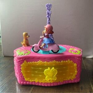 Disney Fancy Nancy Ooh La La Music Box Featuring Sounds & a Storage Drawer
